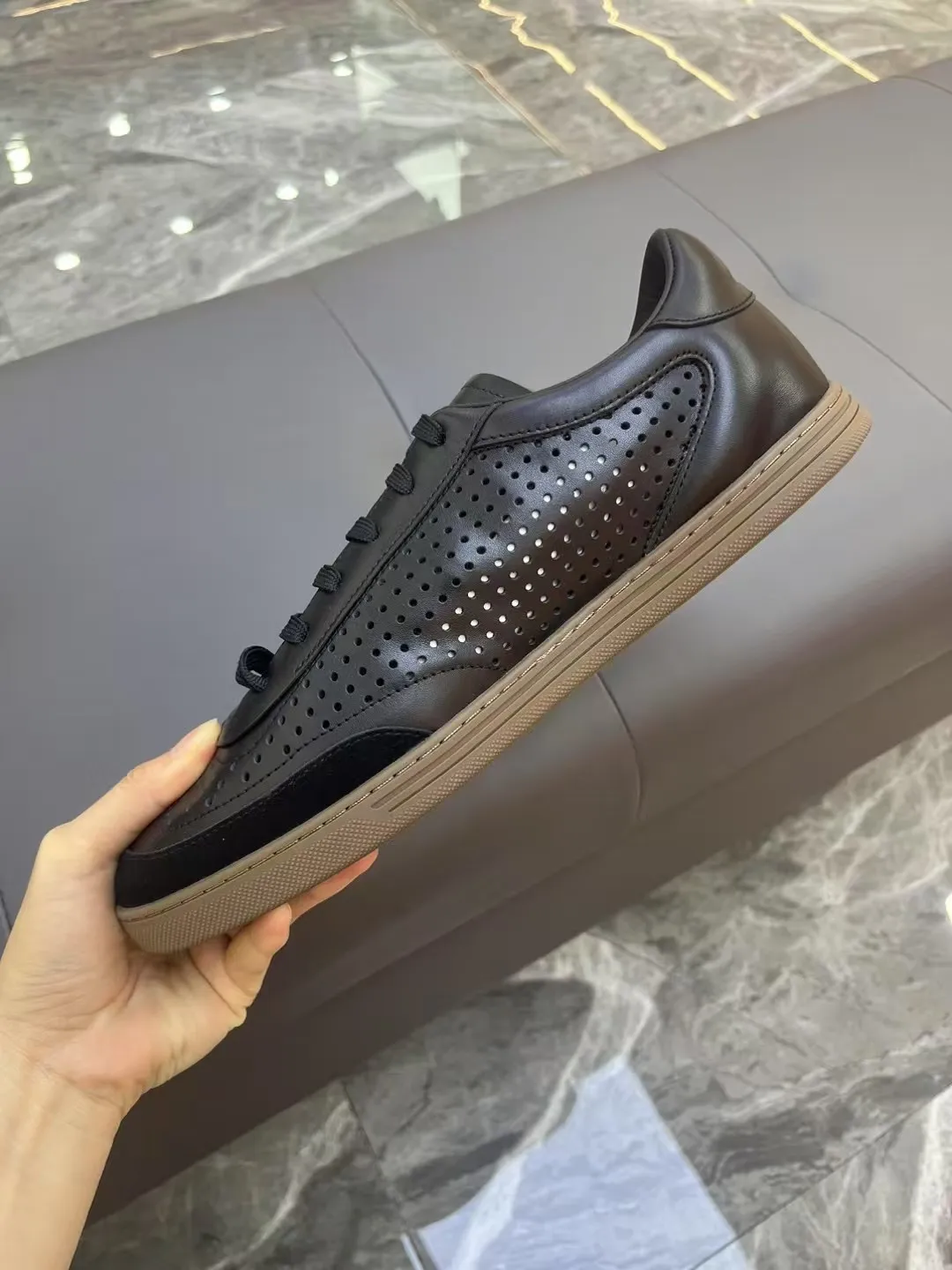 Men's Men's Shoes 💰400 [New Style] 🐝🐝DG—Dolce&G men's calfskin sneakers Portofino Yacht shoes, simple and versatile design, unique saddle leather soles. The Dolce &G logo rear wing is the icing on the cake. Imported cowhide + rubber outsole Size: 39-44 (customized at 38.45)